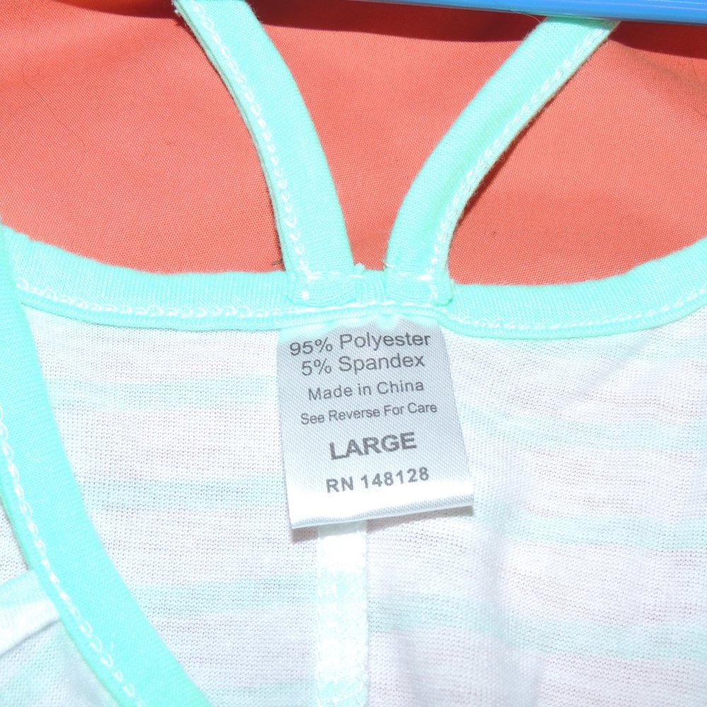 Tank top - Picture 3 of 3